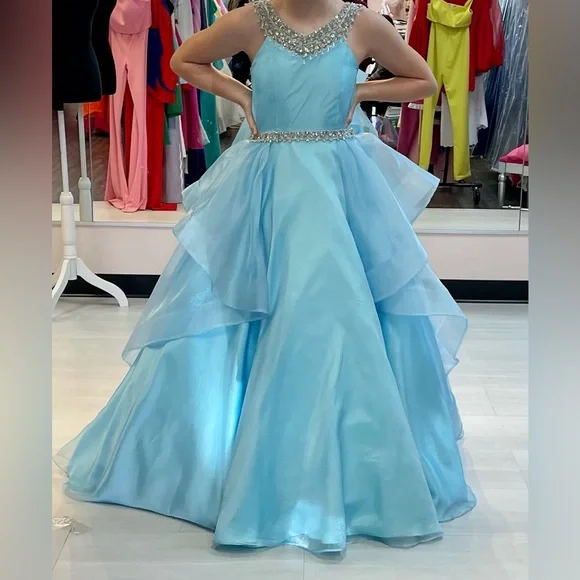 Pageant Dress - Picture 2 of 7